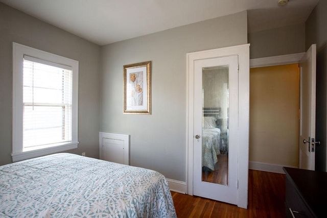 3229 Garfield Avenue 202, Minneapolis, MN 55408