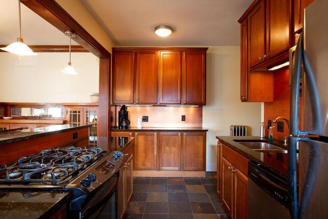 3229 Garfield Avenue 202, Minneapolis, MN 55408