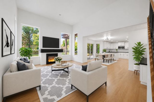 17817 E Galaxy Ct, Greenacres, WA 99016