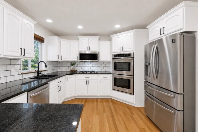 17817 E Galaxy Ct, Greenacres, WA 99016