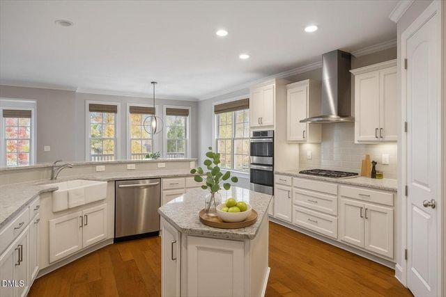 1917 Edgelake Place, Cary, NC 27519