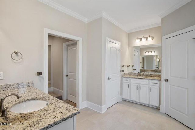 1917 Edgelake Place, Cary, NC 27519