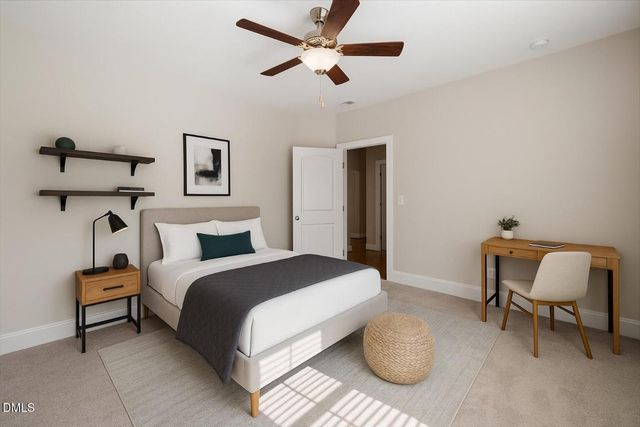 1917 Edgelake Place, Cary, NC 27519