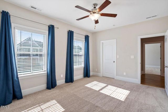 1917 Edgelake Place, Cary, NC 27519