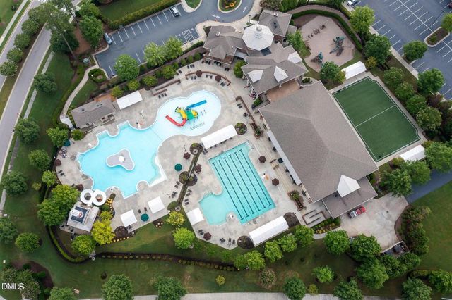 1917 Edgelake Place, Cary, NC 27519