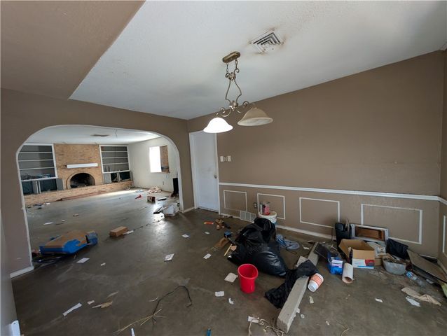 6633 Sahara Dr, Corpus Christi, TX 78412