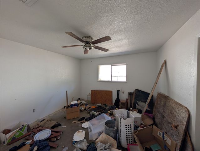 6633 Sahara Dr, Corpus Christi, TX 78412
