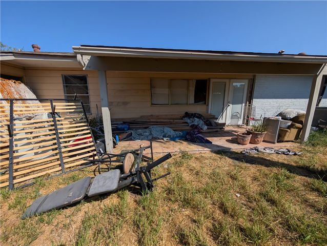 6633 Sahara Dr, Corpus Christi, TX 78412