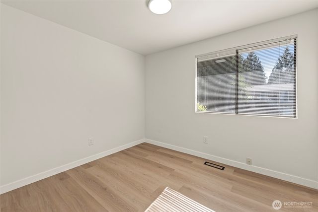 10914 165TH Place NE, Redmond, WA 98052