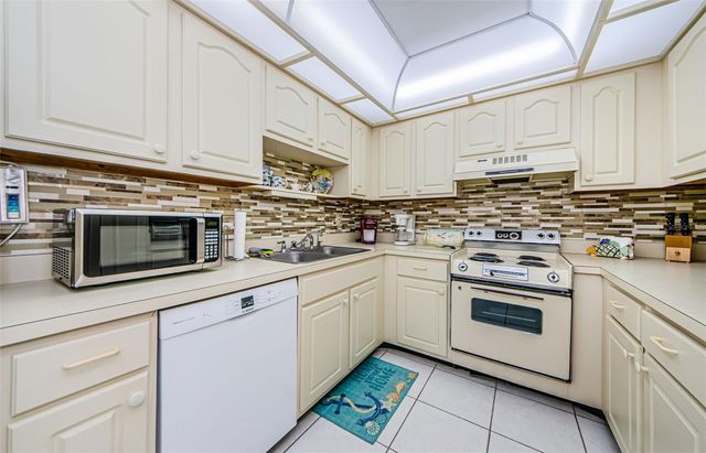 2700 BAYSHORE BOULEVARD 11309, Dunedin, FL 34698