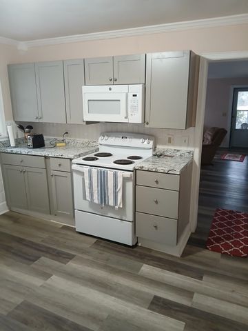 590 NE Colin Kelly Highway, Madison, FL 32340