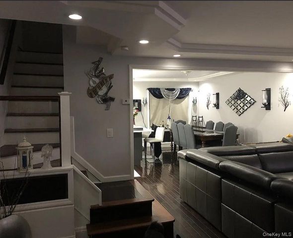 177-41 Leslie Road, Jamaica, NY 11434