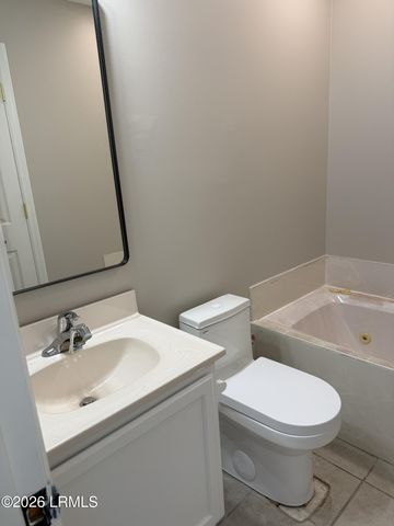 21 Lisbon Way, Beaufort, SC 29907