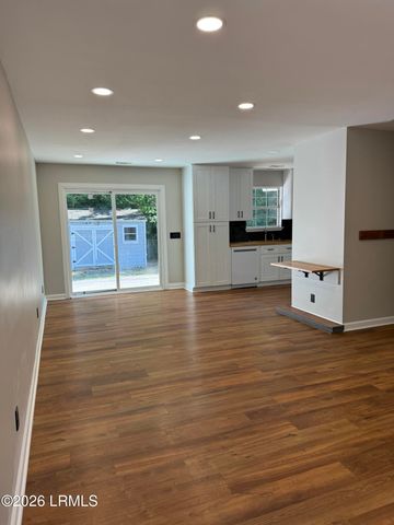 21 Lisbon Way, Beaufort, SC 29907