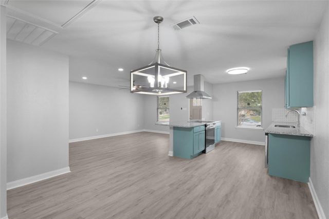 9827 Shive Drive, Houston, TX 77078