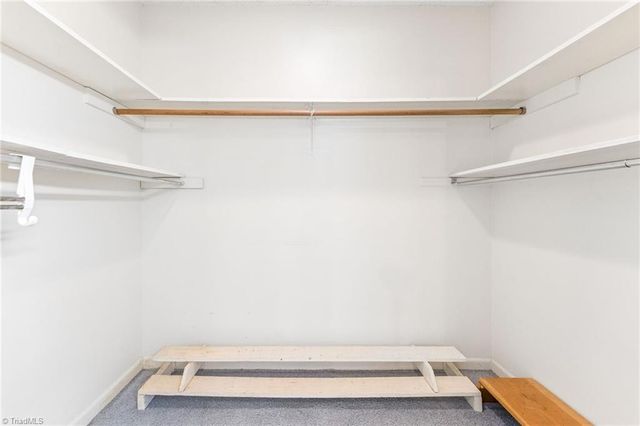 6 Natchez Court, Greensboro, NC 27455