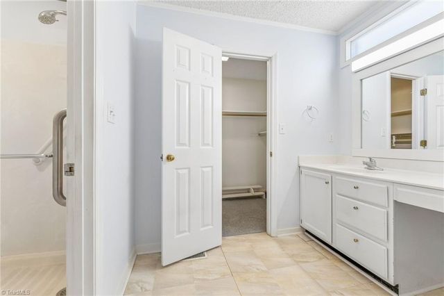 6 Natchez Court, Greensboro, NC 27455