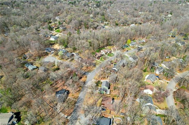 6 Natchez Court, Greensboro, NC 27455