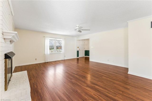 6 Natchez Court, Greensboro, NC 27455