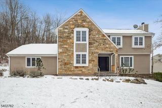 1 Knob Hill Rd, Washington Twp., NJ 07840