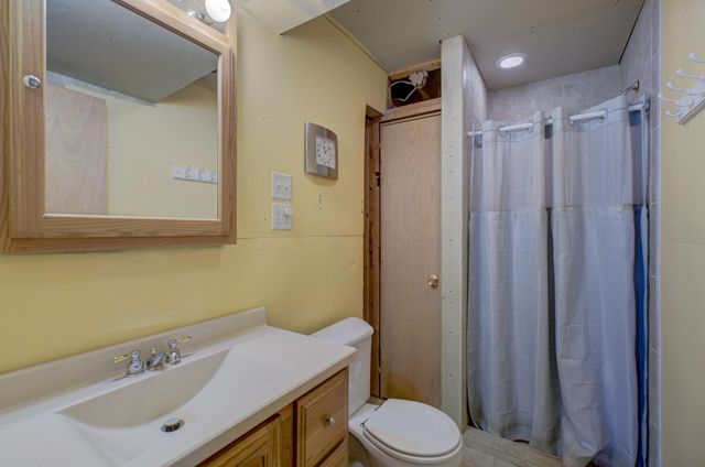 935 2nd Avenue SW, Forest Lake, MN 55025