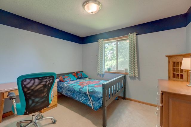 935 2nd Avenue SW, Forest Lake, MN 55025