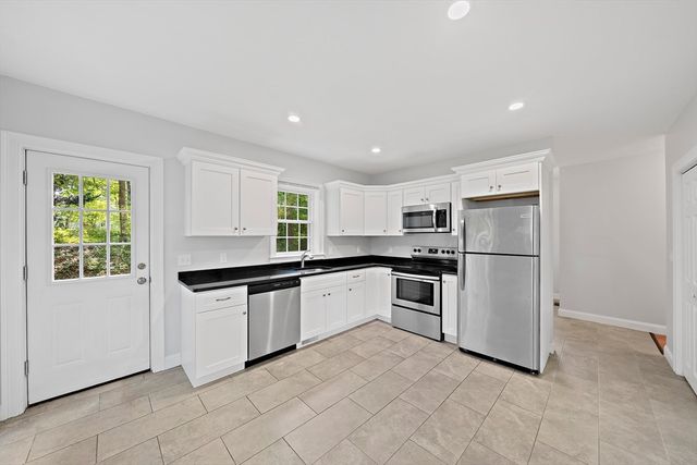 285 Elm St, Pembroke, MA 02359
