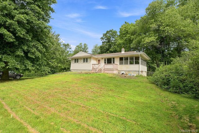 7 Roosevelt Road, Hyde Park, NY 12538