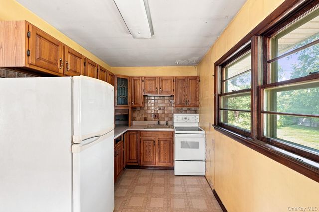 7 Roosevelt Road, Hyde Park, NY 12538