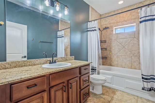 5017 S Prien Lake Rd Road, Lake Charles, LA 70605