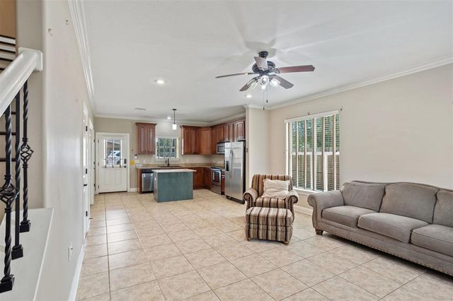 5017 S Prien Lake Rd Road, Lake Charles, LA 70605