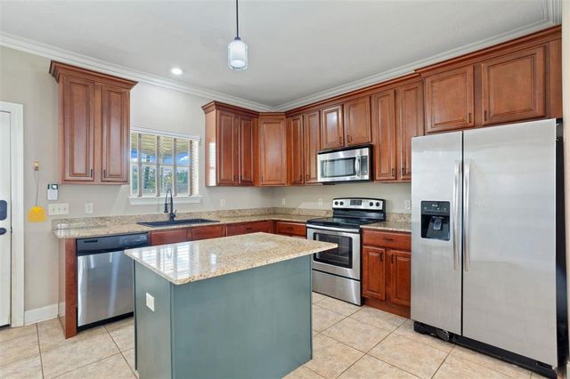 5017 S Prien Lake Rd Road, Lake Charles, LA 70605