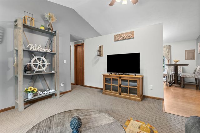 18145 148th Avenue, Spring Lake, MI 49456