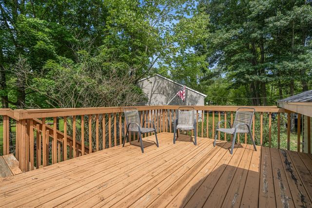 18145 148th Avenue, Spring Lake, MI 49456