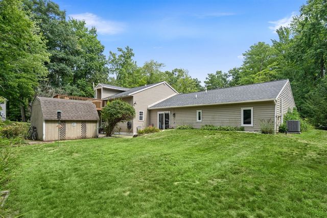 18145 148th Avenue, Spring Lake, MI 49456