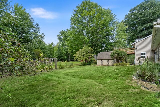 18145 148th Avenue, Spring Lake, MI 49456
