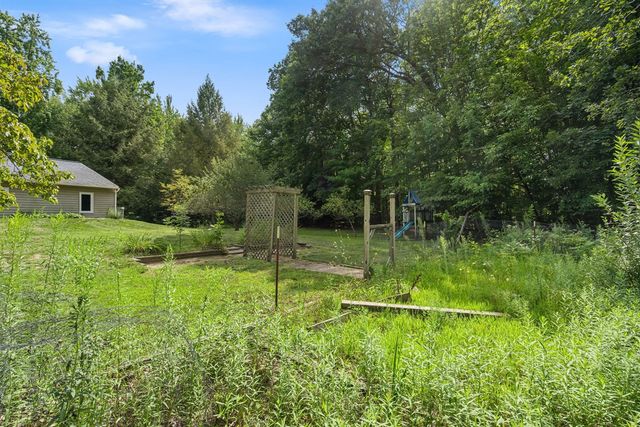 18145 148th Avenue, Spring Lake, MI 49456