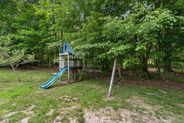 18145 148th Avenue, Spring Lake, MI 49456