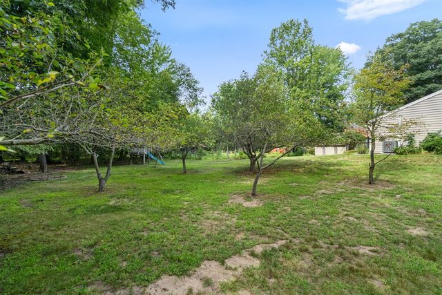 18145 148th Avenue, Spring Lake, MI 49456