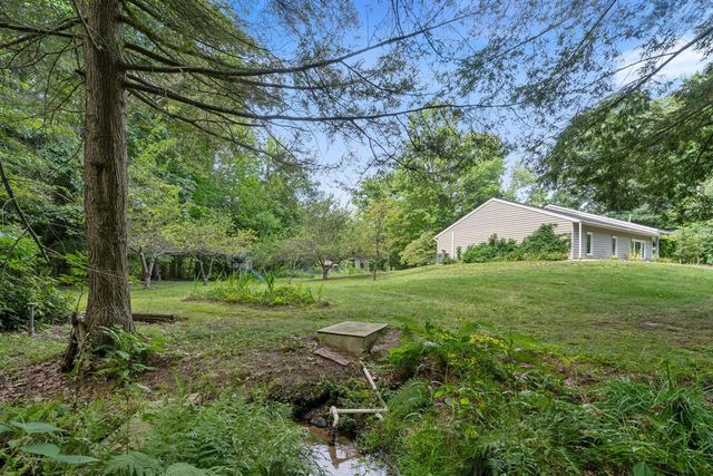 18145 148th Avenue, Spring Lake, MI 49456