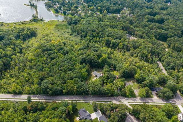 18145 148th Avenue, Spring Lake, MI 49456