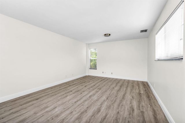 22300 Pineapple Walk Drive, Boca Raton, FL 33433