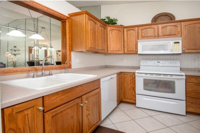 3010 BEECHER DRIVE E A, Palm Harbor, FL 34683