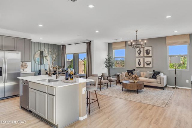 10462 W Rutherford Lane, Marana, AZ 85653