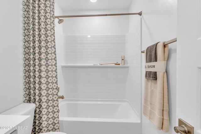 10462 W Rutherford Lane, Marana, AZ 85653