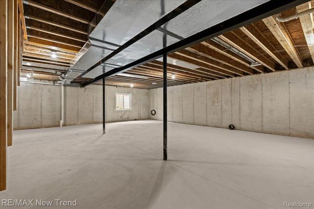 7836 Trailside Court, West Bloomfield Charter Township, MI 48323