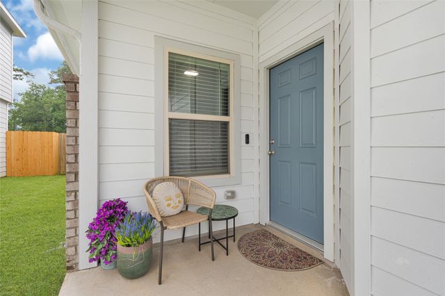 515 Emerald Thicket Lane, Houston, TX 77336