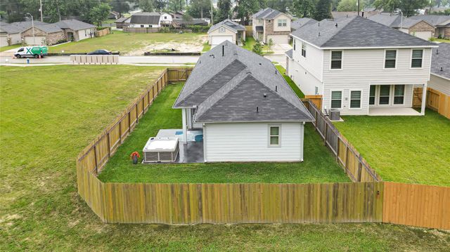 515 Emerald Thicket Lane, Houston, TX 77336