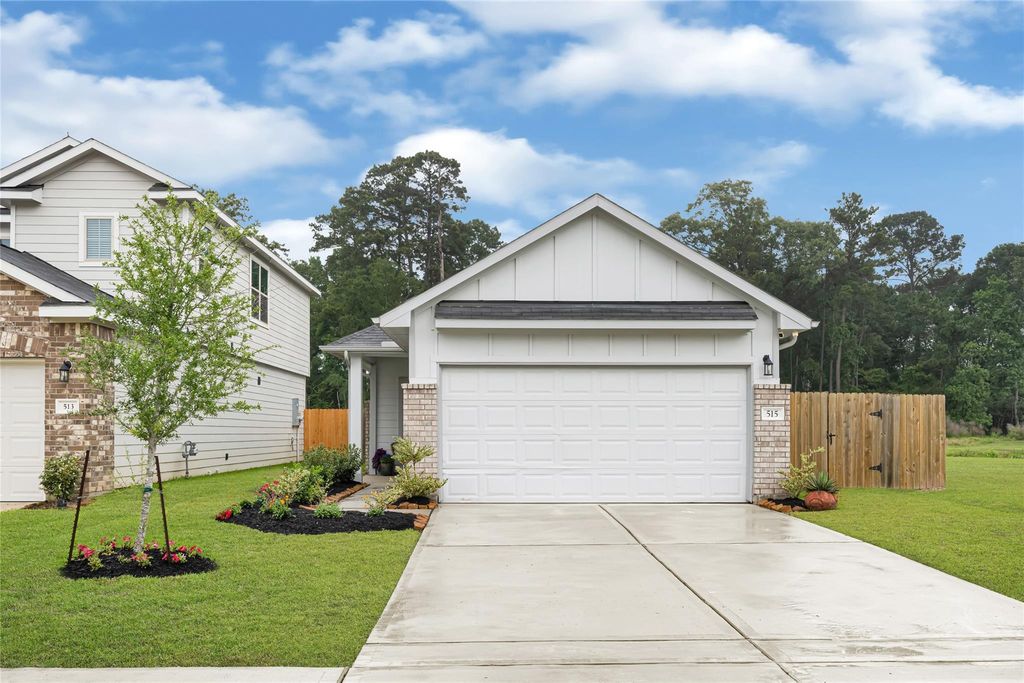 515 Emerald Thicket Lane, Houston, TX 77336