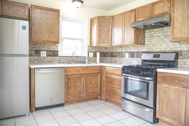 204 E Coe Drive, Midwest City, OK 73110